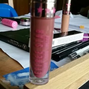 JSC- Velour Liquid Lipstick- FAMILY JEWELS
